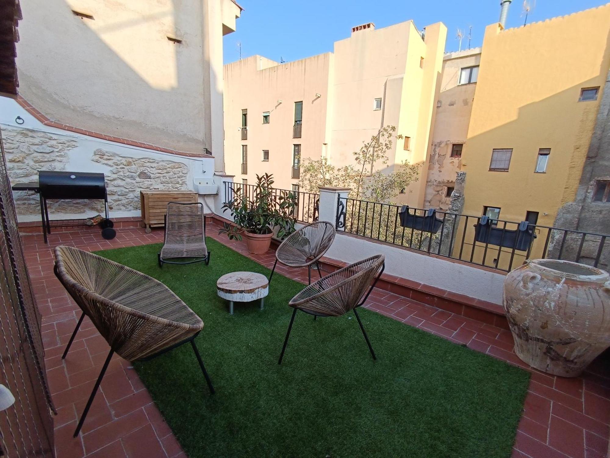 Petra Apartments -Old City With Terrace And Barbecue- 타라고나 외부 사진